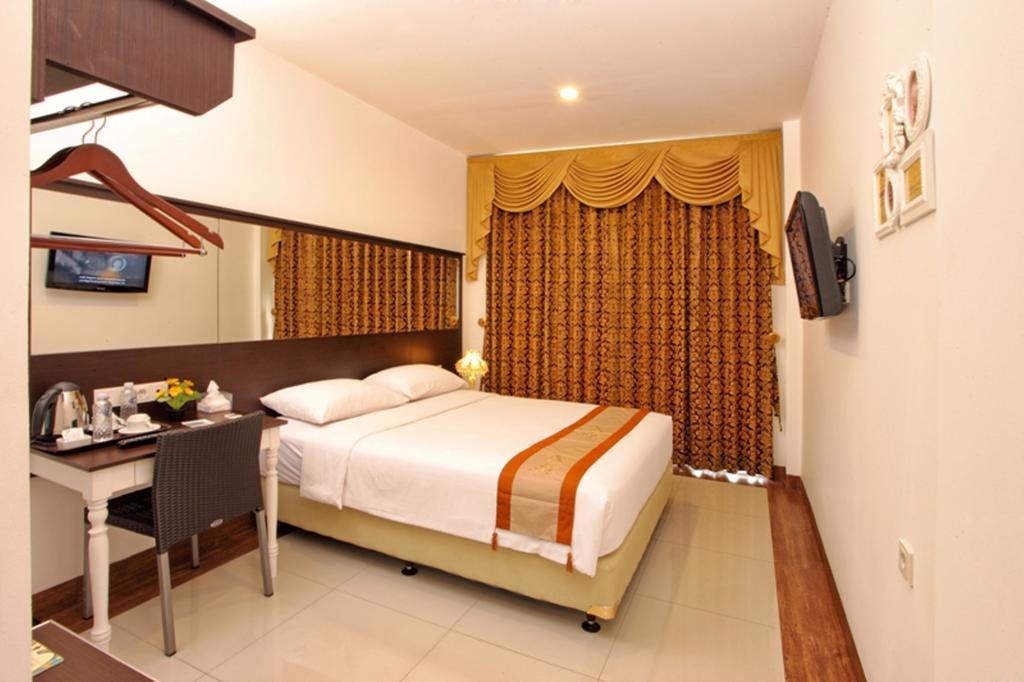 The Victoria Guesthouse Bandung Exterior foto